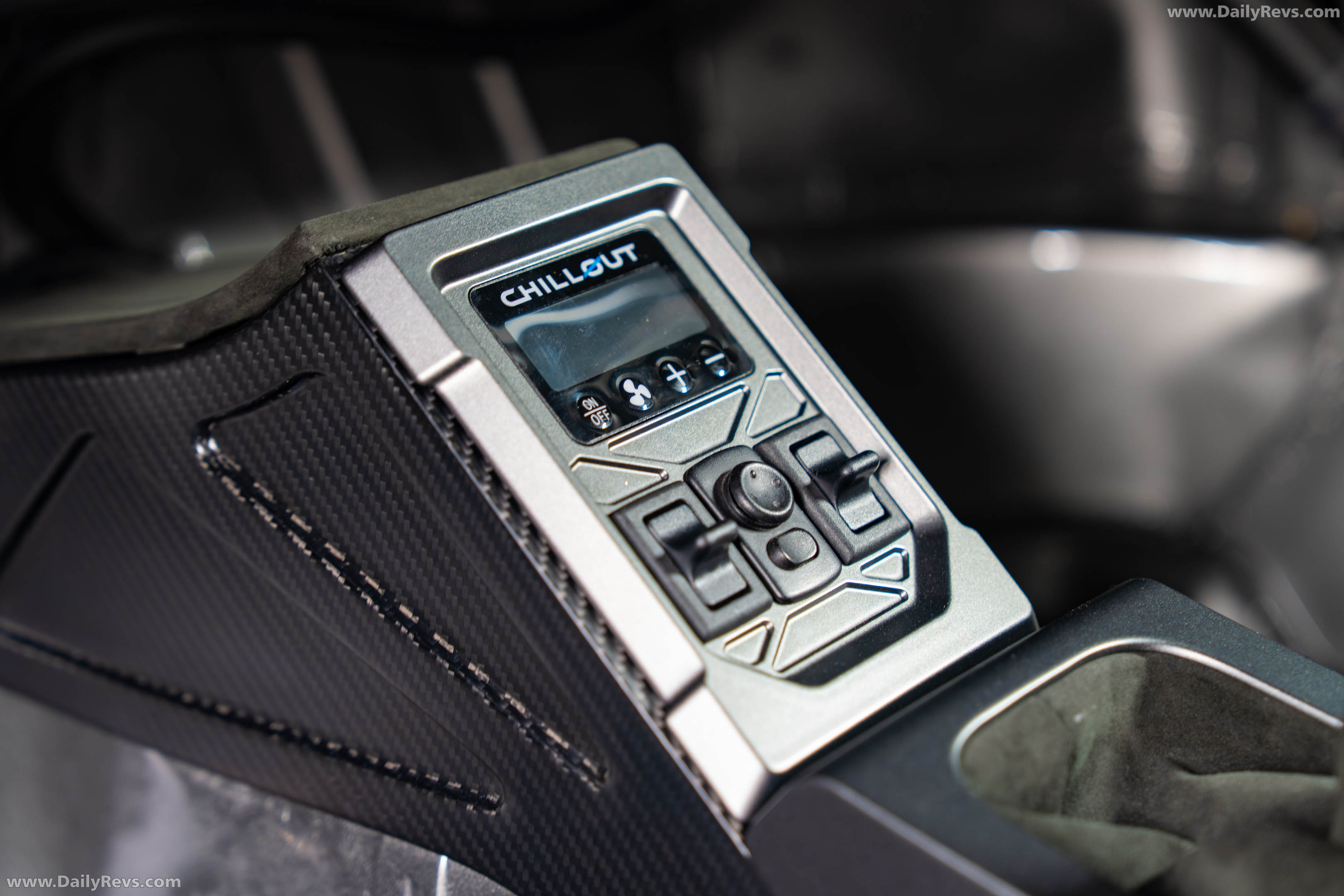 2027 Gunther Werks GXR-Evo Interior